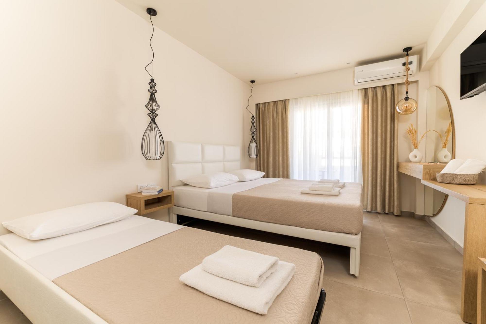 Mystery Suites And Apartments 네오이포로이 외부 사진